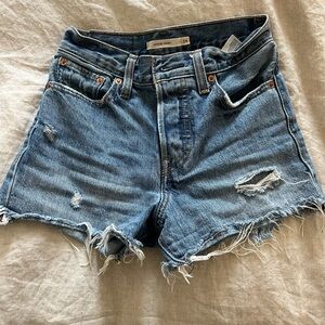 Levi’s wedgie cut-off shorts
